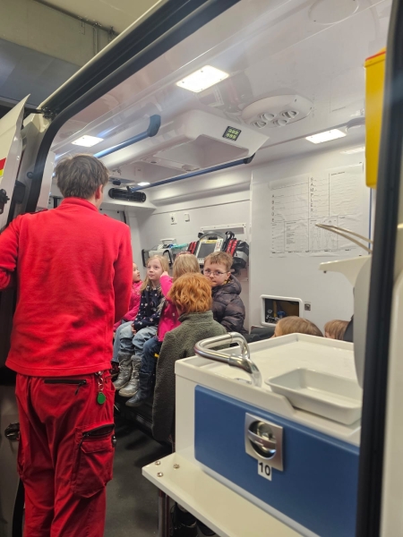 06a8d43c-bcb5-404f-9220-b0fc0549d015